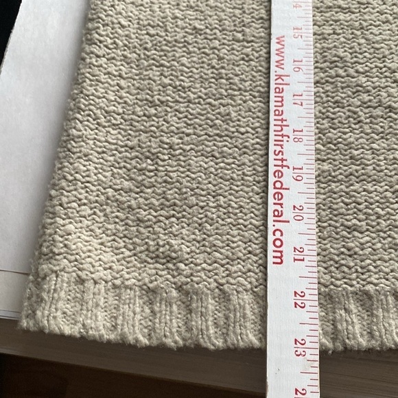 Moda International boatneck nubby
sweater Womens L beige wool blend Minimslist - Picture 11 of 12